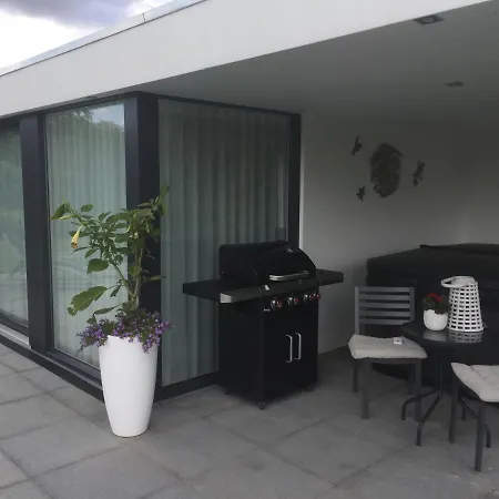 Bed and breakfast Op Den Beeck